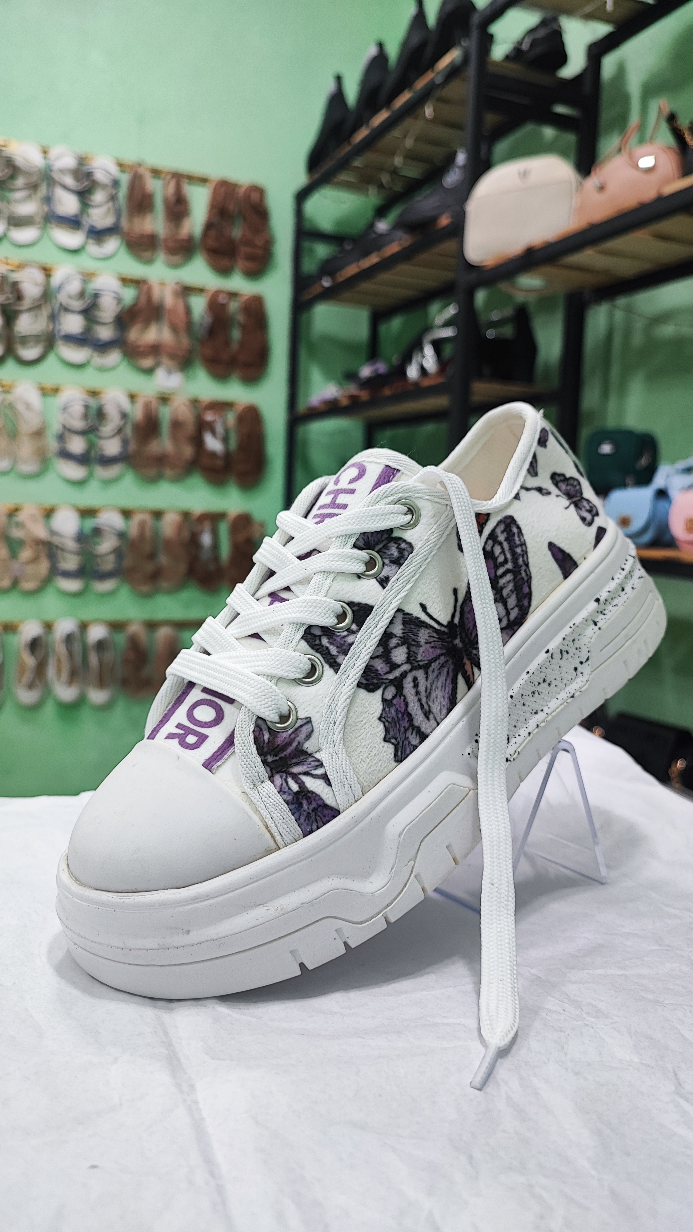 کفش ونس کریستین دیور زنانه و دخترانه سفید طرح پروانه