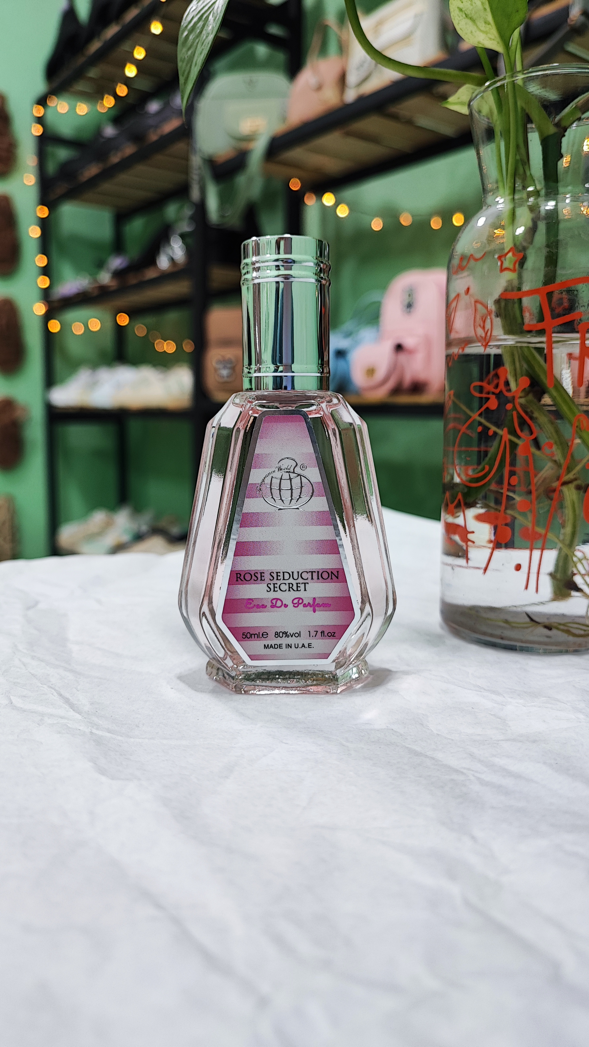 عطر ادکلن زر سداکشن سکرت ویکتوریا سکرت -  50 میلی لیتر برند فرگرانس ورد